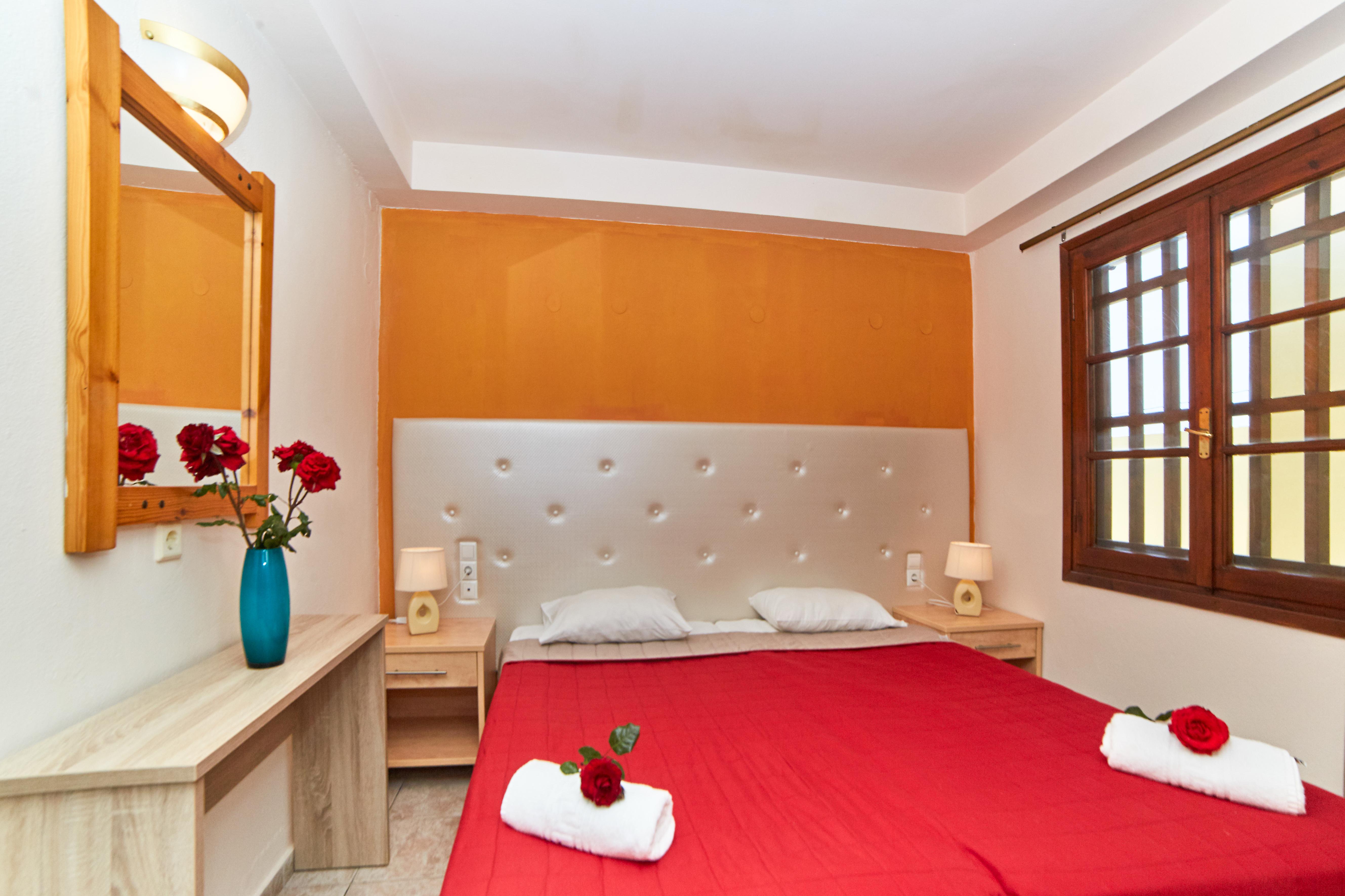 Diasselo Aparthotel Heraklion (Crete)